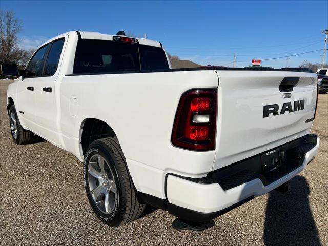 2025 RAM Ram 1500 RAM 1500 TRADESMAN QUAD CAB 4X4 64 BOX