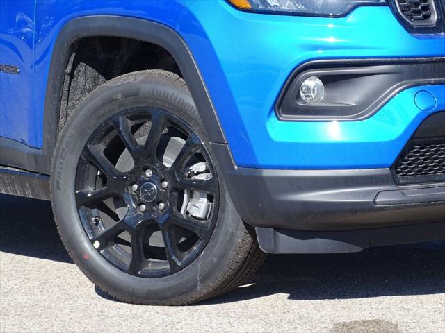 2025 Jeep Compass COMPASS LATITUDE 4X4