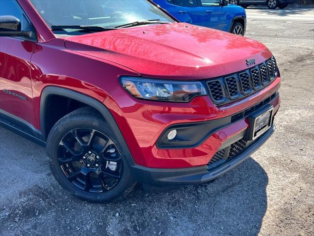 2025 Jeep Compass COMPASS LATITUDE 4X4