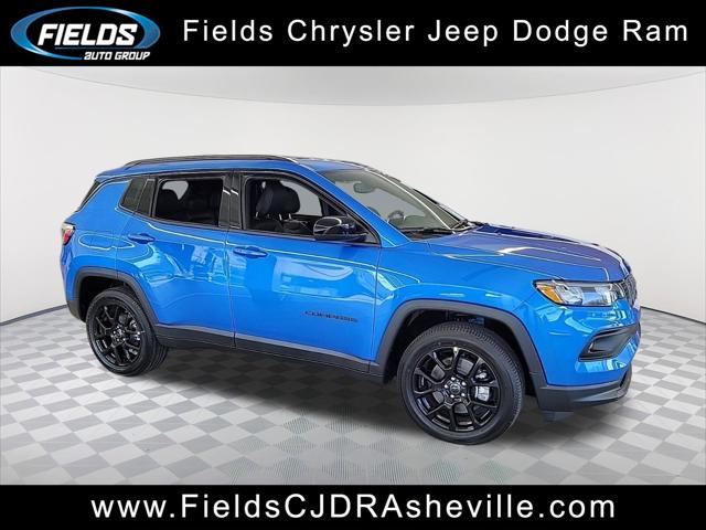 2025 Jeep Compass COMPASS LATITUDE 4X4