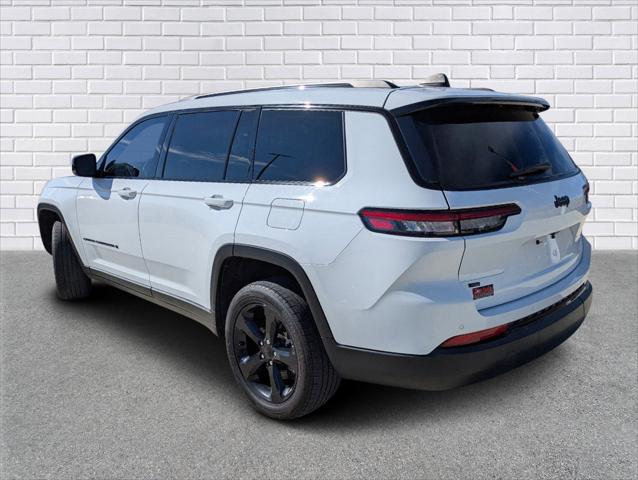 2023 Jeep Grand Cherokee L Altitude 4x2