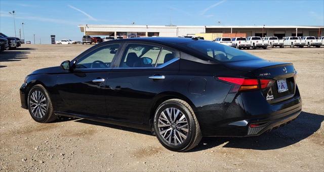 2023 Nissan Altima SV FWD