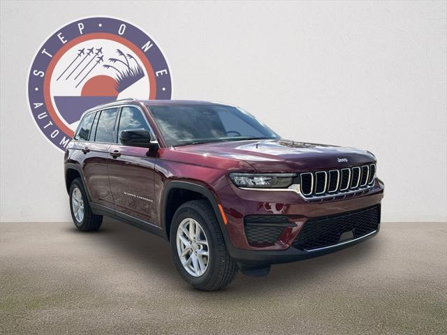 2025 Jeep Grand Cherokee GRAND CHEROKEE LAREDO X 4X2