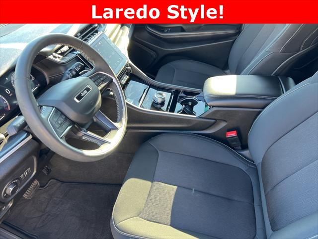 2023 Jeep Grand Cherokee L Laredo 4x4