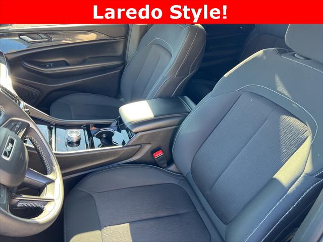 2023 Jeep Grand Cherokee L Laredo 4x4