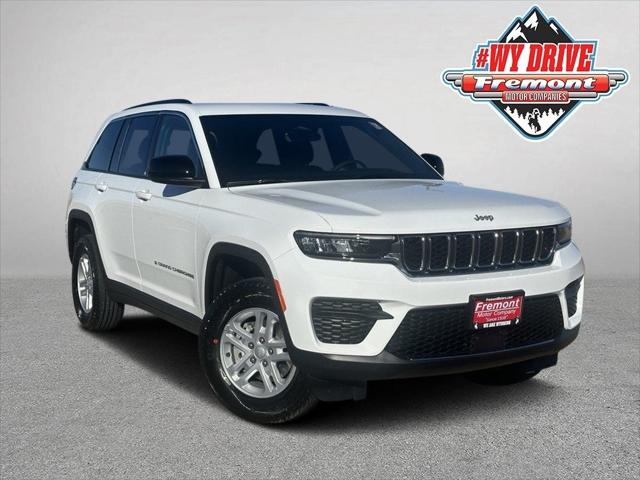 2025 Jeep Grand Cherokee GRAND CHEROKEE LAREDO 4X4