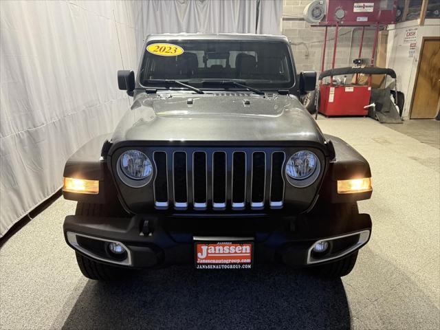 2023 Jeep Gladiator Overland 4x4 2023 Jeep Gladiator Overland 4x4