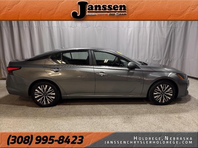 2023 Nissan Altima SV FWD
