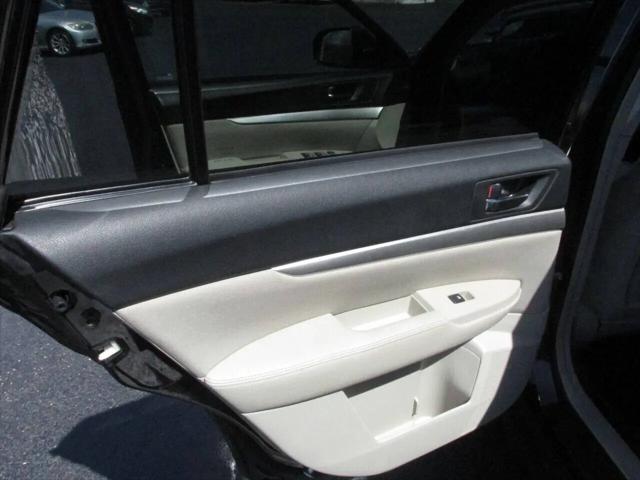 2013 Subaru Outback 2.5i Premium