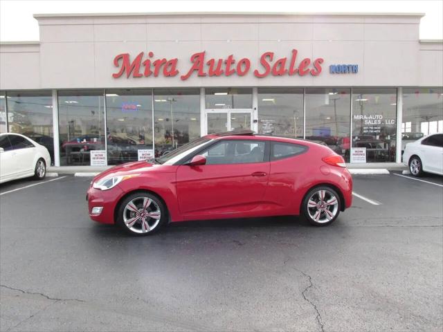 2013 Hyundai Veloster Base w/Black