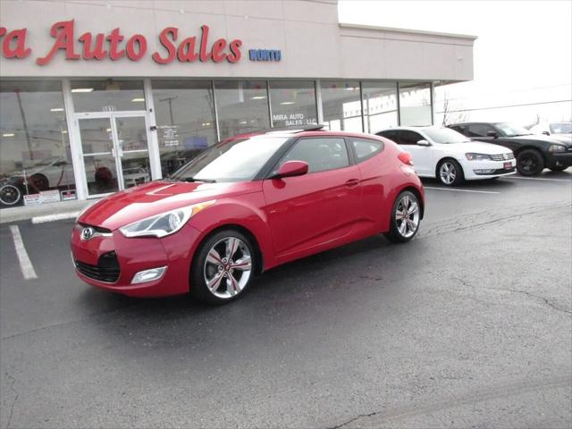 2013 Hyundai Veloster Base w/Black