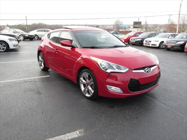 2013 Hyundai Veloster Base w/Black