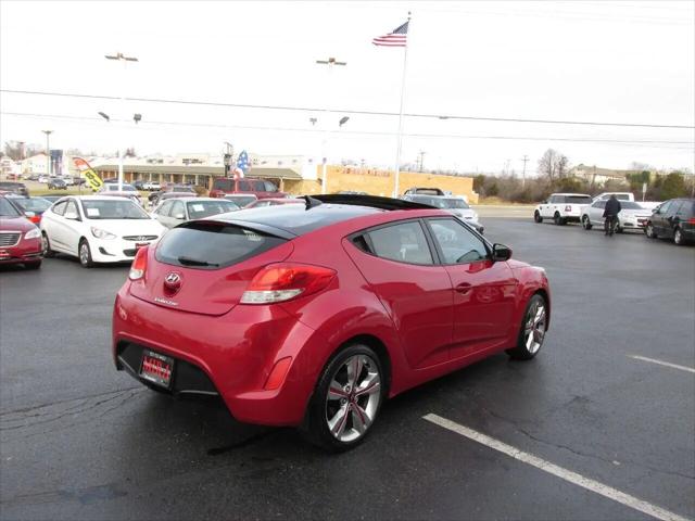 2013 Hyundai Veloster Base w/Black