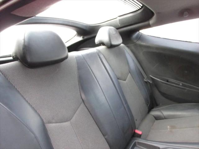 2013 Hyundai Veloster Base w/Black