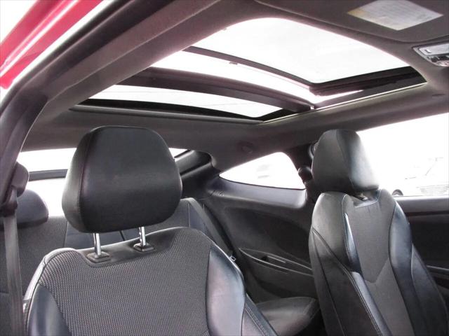 2013 Hyundai Veloster Base w/Black