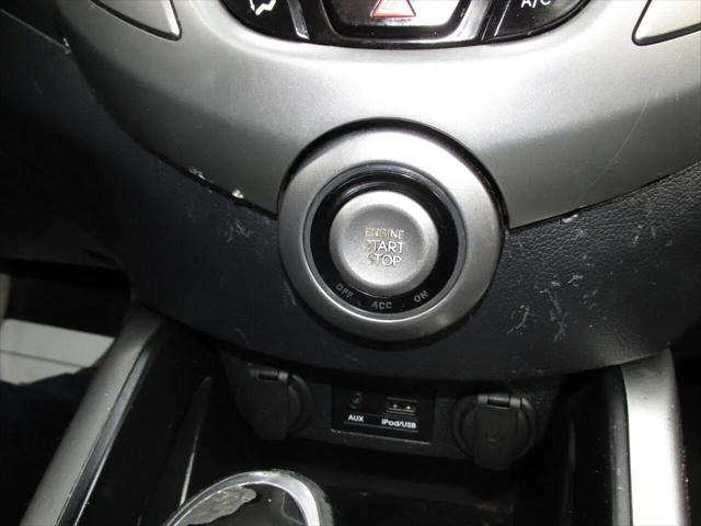 2013 Hyundai Veloster Base w/Black