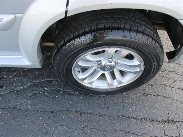 2005 Suzuki XL-7 LX