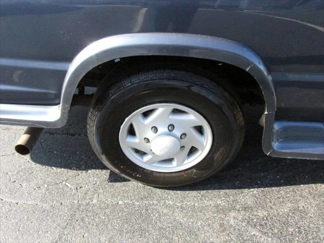 1997 Ford Econoline XL
