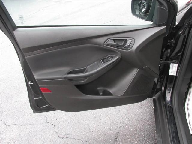 2016 Ford Focus S