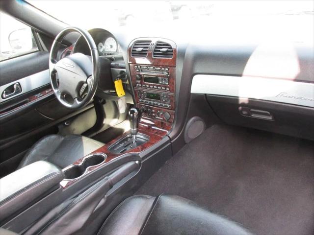 2004 Ford Thunderbird Deluxe