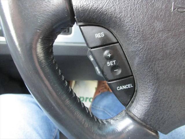 2004 Ford Thunderbird Deluxe