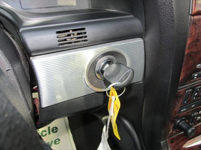 2004 Ford Thunderbird Deluxe
