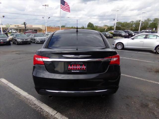2011 Chrysler 200 Limited