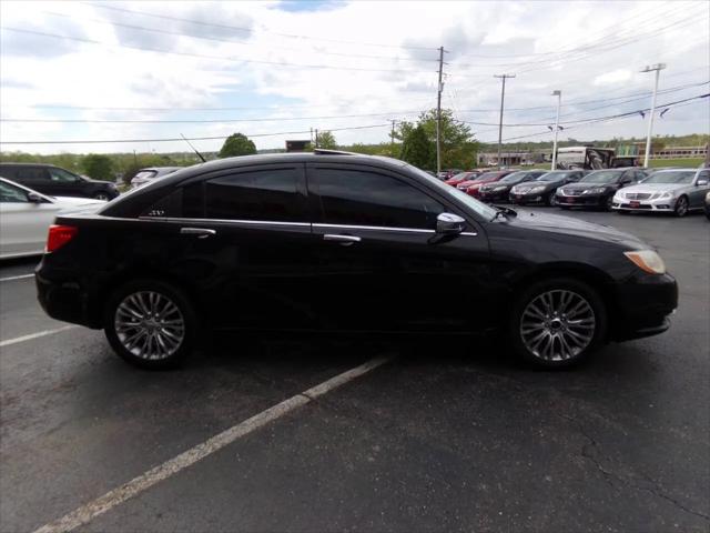 2011 Chrysler 200 Limited