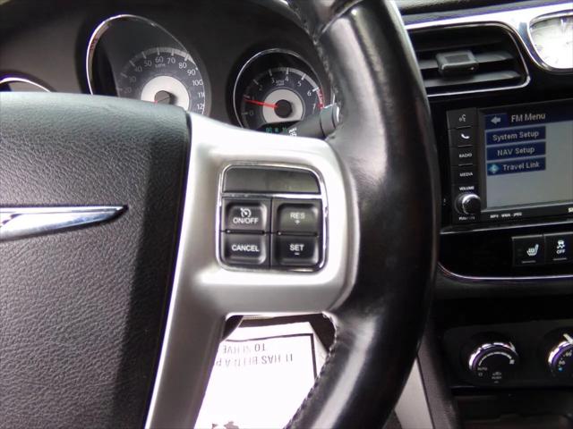 2011 Chrysler 200 Limited