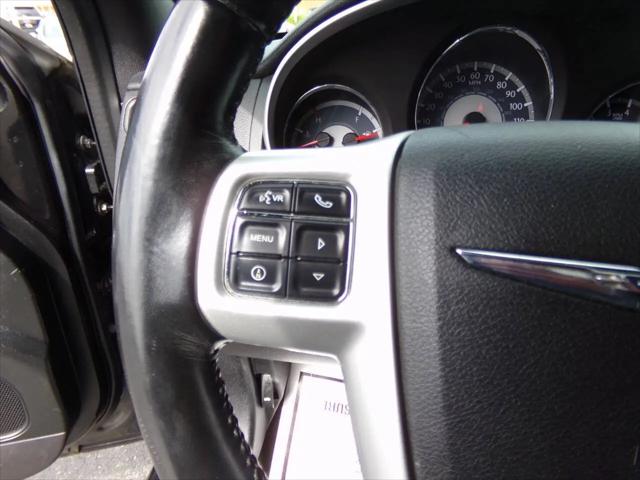2011 Chrysler 200 Limited