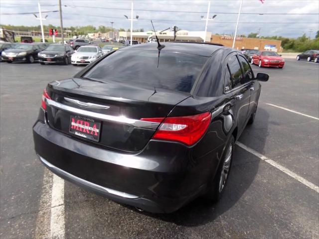 2011 Chrysler 200 Limited