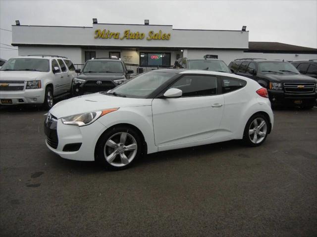2013 Hyundai Veloster Base w/Black for sale in Cincinnati, OH