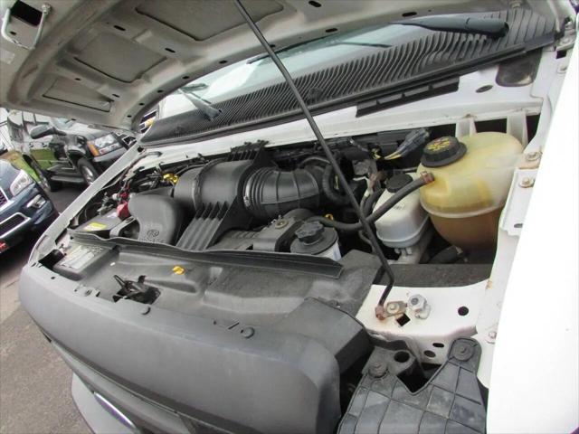 2012 Ford E-450 Cutaway E-450