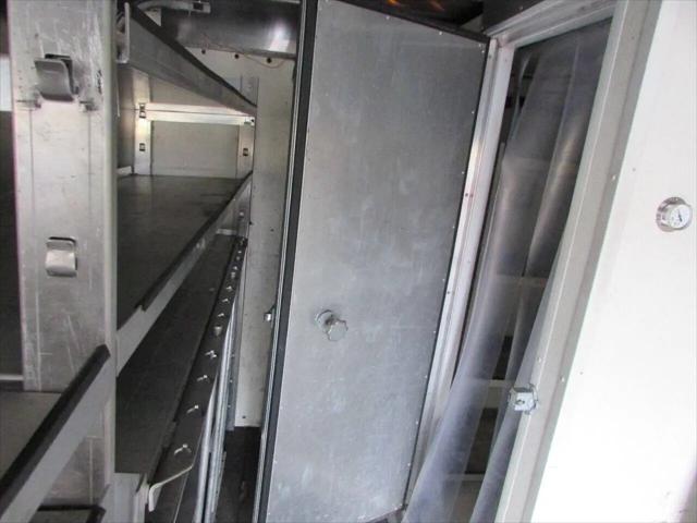 2012 Ford E-450 Cutaway E-450