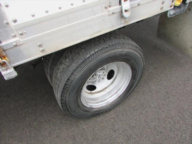 2012 Ford E-450 Cutaway E-450