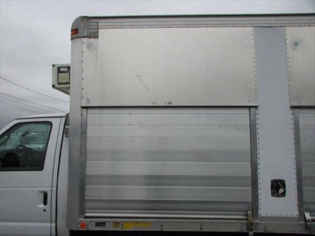 2012 Ford E-450 Cutaway E-450