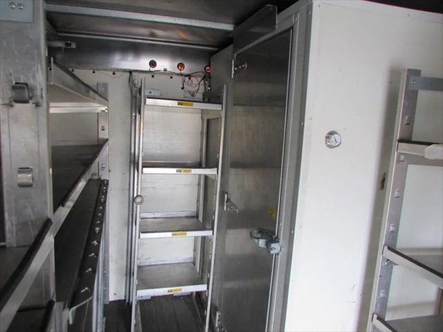 2012 Ford E-450 Cutaway E-450