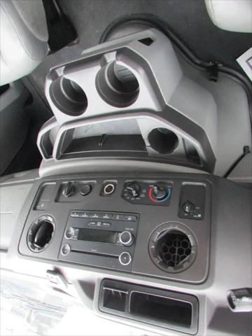 2012 Ford E-450 Cutaway E-450