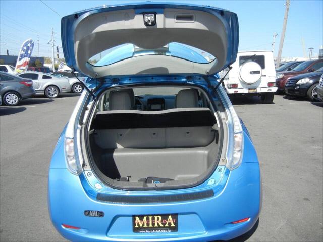 2012 Nissan LEAF SL