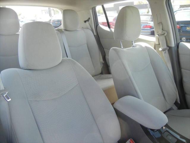 2012 Nissan LEAF SL