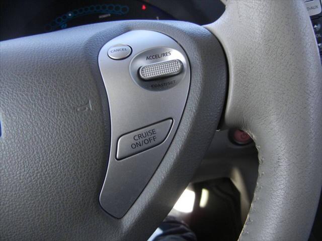 2012 Nissan LEAF SL