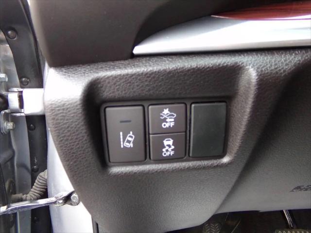 2016 Acura MDX Technology & AcuraWatch Plus Packages