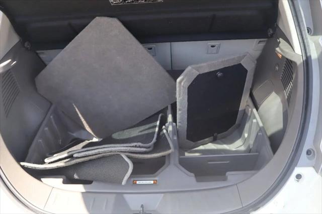 2012 Nissan LEAF SL