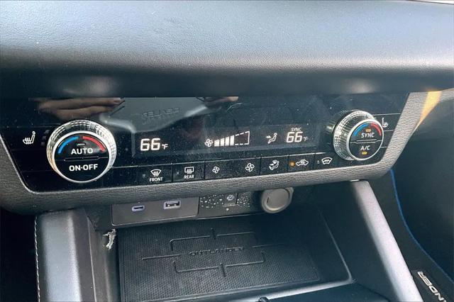 2024 Mitsubishi Outlander PHEV SE S-AWC
