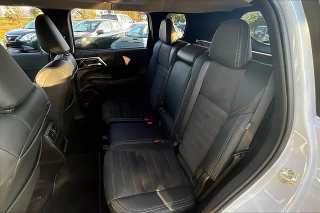 2024 Mitsubishi Outlander PHEV SE S-AWC