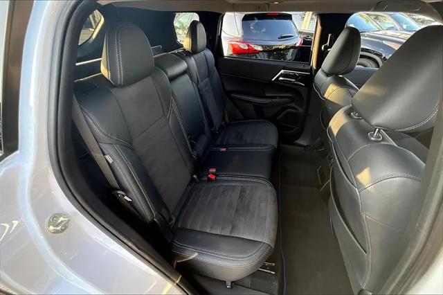 2024 Mitsubishi Outlander PHEV SE S-AWC