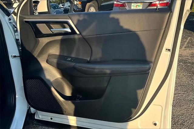 2024 Mitsubishi Outlander PHEV SE S-AWC