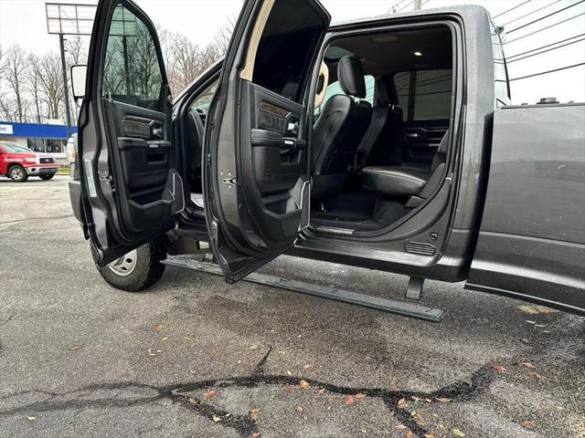 2019 Ram 3500 Laramie Crew Cab 4x4 8' Box