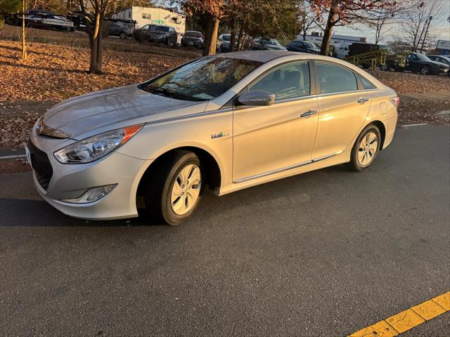 2014 Hyundai Sonata Hybrid Base
