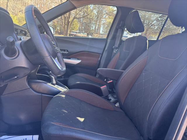 2019 Nissan Kicks SR
